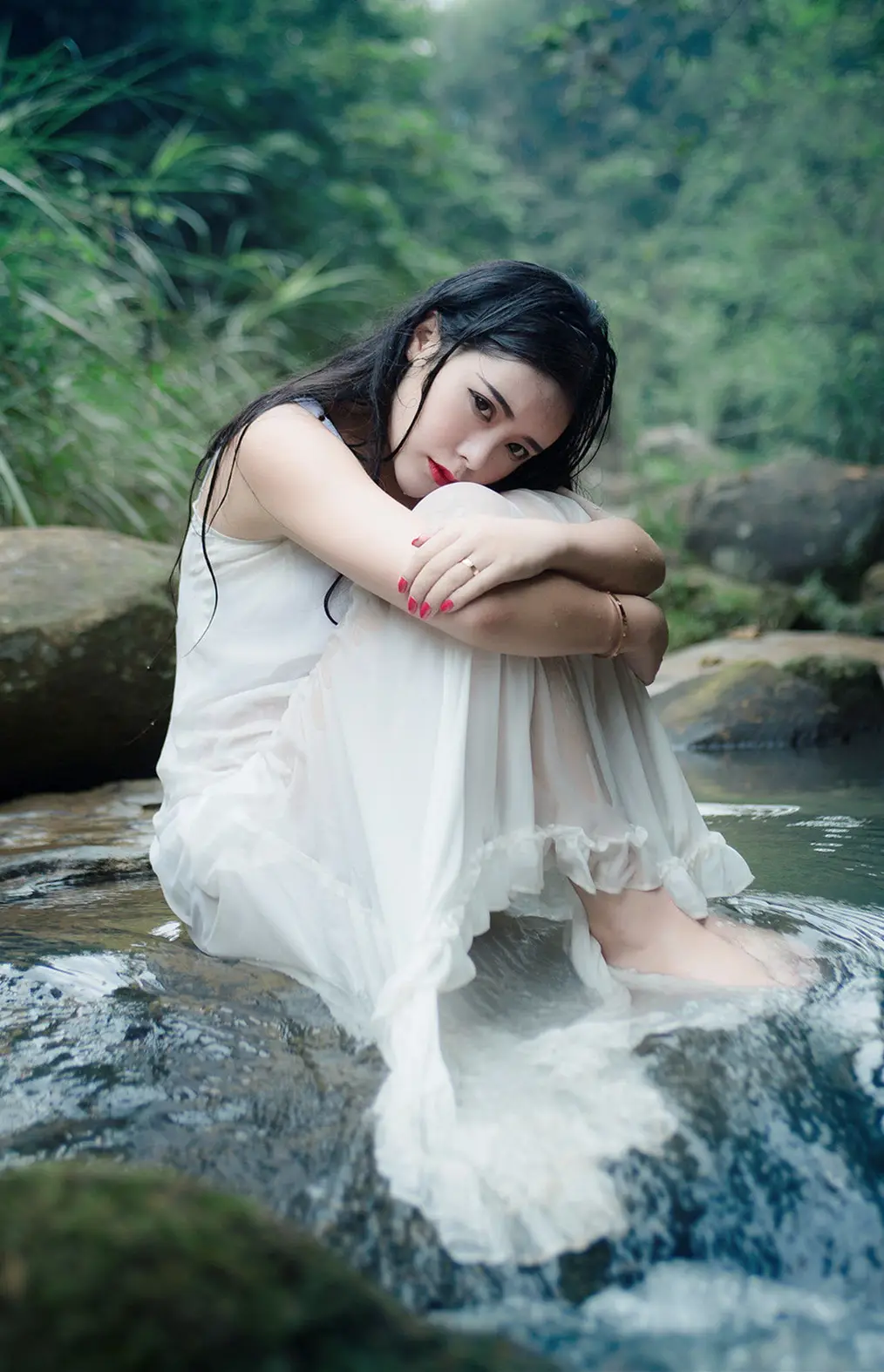 北京郑州高端私人伴游小野梨子