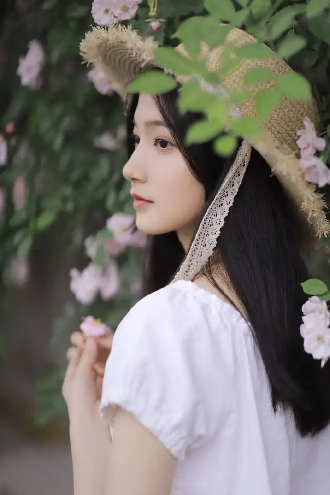 北京喀什私人伴游李菲儿