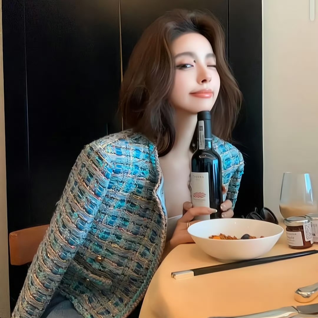 北京私人伴游女生Gustave的资料