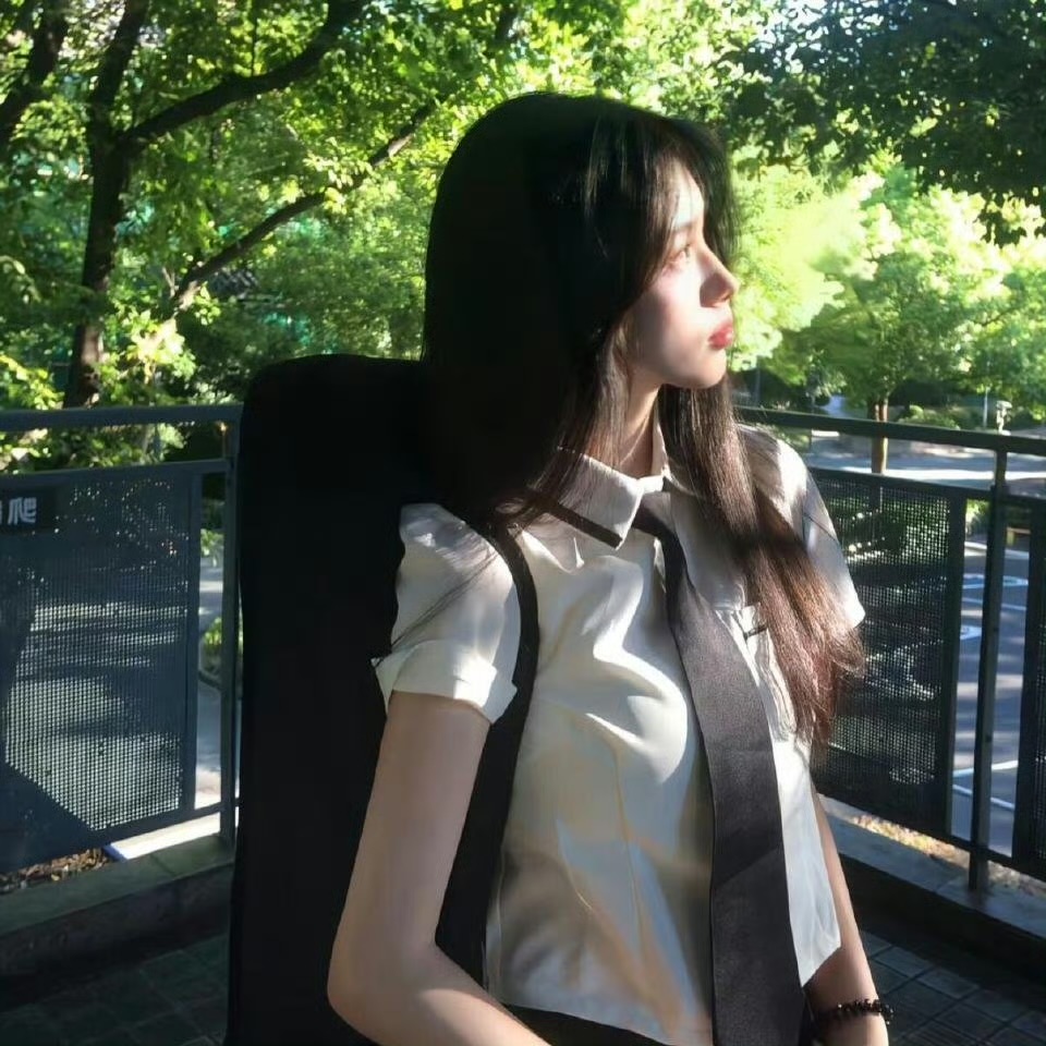 北京伴游女生戴菁的资料